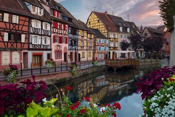 Colmar Scavenger Hunt and Best Landmarks Self Guided Tour