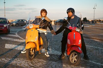 Vespa Scooter Tour in Rome with Professional Photographer