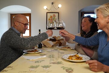 3 Days Wine and Cooking Class in Tuscany