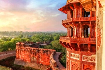 Overnight Taj Mahal and Agra Tour from Delhi