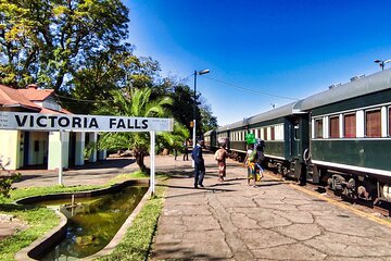 Private Walking Safari in Victoria Falls Town, Private Guide