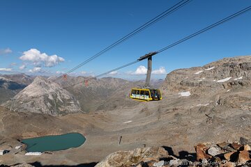 From Como - Alpine Wonders Lunch at Diavolezza and Bernina Train