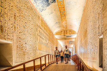 Luxor Valley of Kings Mini Group Tour from Hurghada