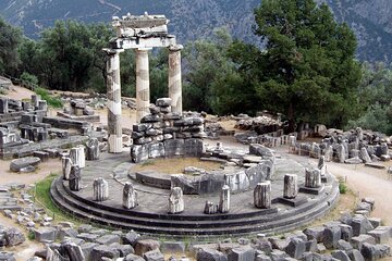 Private Full Day Tour In Delphi