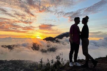 Sunrise Trekking / Hike Mount Batur Private & Natural Hot Spring