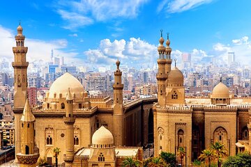 Private Day Tour of the oldest Mosques in Cairo 