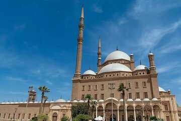 Guided tour to Egyptian Museum Citadel and Khan Khalili Bazaar