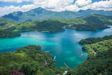 Sun Moon Lake and Qingjing Shared Day Tour