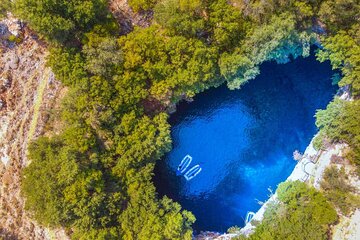 Discover the Highlights of Kefalonia Full-Day Tour