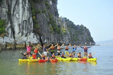 From Hanoi: Halong Bay Day Trip with Lunch and Transfers