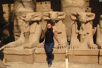 Full Day Tour to Luxor from Aswan with Entrance fees