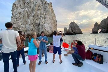 Cabo San Lucas Sunset Cruise with Unlimitted Drinks