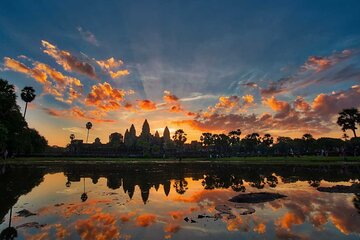 Private Angkor Wat Sunrise, Ta Promh, Banteay Srei, Bayon Tour