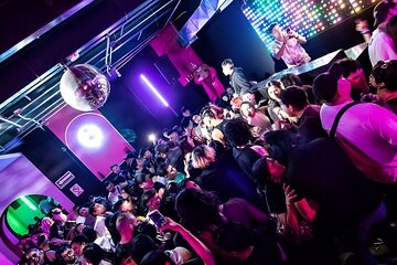 Zona Rosa Mexico City Nightlife of Magic LGBT And Bar Tour