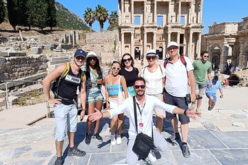 Istanbul to Ephesus Guided Full Day Tour with Flight and Lunch