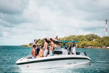 Boat Rental To The Rosario Islands Up To 10 People