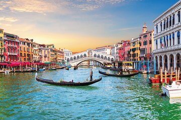 Venezia Walking Tour with Audio and Written Guide by a Local