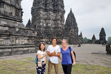 Yogyakarta Cultural Tour : Borobudur Temple & Prambanan Temple 