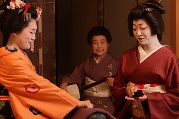 Japanese traditional exclusive "Geiko" Experience in Kyoto 