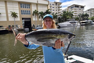 Deep Sea Fishing Charters in Pompano Beach Aboard 34' Hatteras