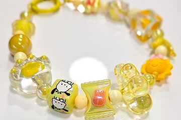 Manufacturing of Personalized Phone Clips or Bags in Paris