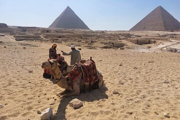 Giza pyramids and Cairo museum Day Tours From Hurghada By round Plane