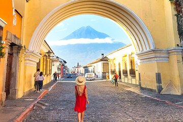 Join The Best Walking Tour of Antigua Departing From Antigua - Half Day Tour