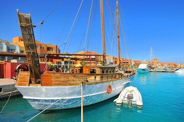 Exploring Hurghada Guided Tour of City Highlights and Shopping 