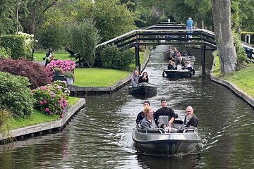 Amsterdam: Zaanse Schans - Volendam - Giethoorn with Boat Tour