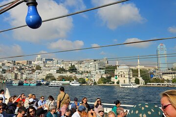 Experience Istanbul: Scenic Bosphorus Cruise with Delicious Lunch