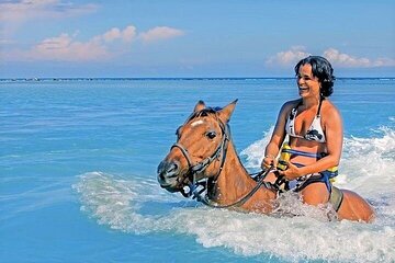 2 Hour Horse Riding experience in Hurghada