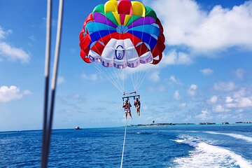 Parasailing Experience at Sharm El Sheikh Including Pickup