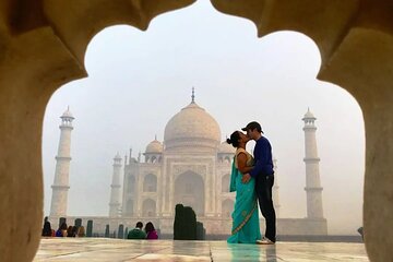 Taj Mahal Sunrise Tour from Delhi by Private AC Car