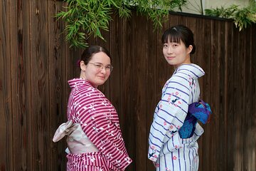 Private Kimono Photo Shooting tour at Asakusa by Local Japanese 