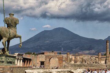 Exploring the Ruins of Pompeii: An Unforgettable Adventure