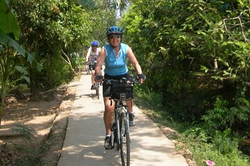 Non Touristy - Mekong Delta 1 Day With Biking