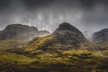 Private Lochs and Castles Tour from Edinburgh