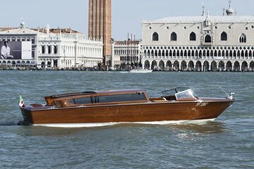 Private LimoBoat Tour Murano Burano and Torcello 4hours