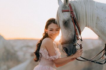 Horse Riding in Cappadocia with Balloon view and at Sunset