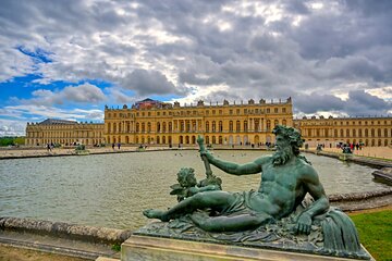 Private Tour Versailles Palace & Marie-Antoinette's Estate