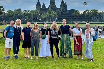 Wonderful Angkor Sunrise Joined Tour