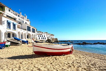 Day Trip from Barcelona Girona GoT & Costa Brava Top Beach