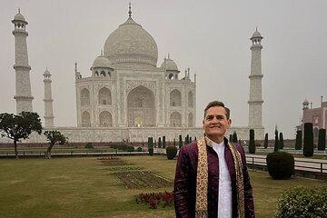 Fatehpur Sikri and Taj Mahal Day Trip from Jaipur