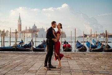 Photography Experience for Couples in Venice