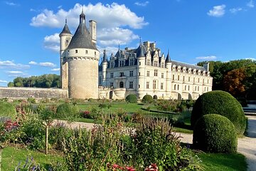 3-day Private 6 Loire Castles, Mont Saint-Michel, D Day Tour