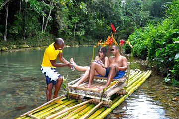 Montego Bay Highlights Tour with Shopping & Bamboo River Rafting