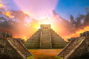 Chichen Itza by van