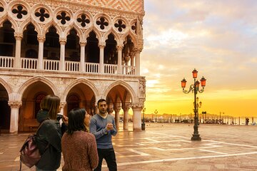 Venice: Doge's Palace and Highlights Private Walking Tour 