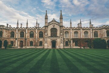 Cambridge and Medieval England Small Group Tour from London