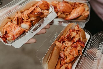  Boston: North End Guided Food Tour & Market Visit